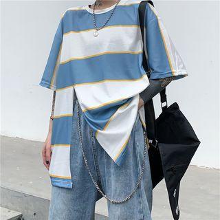 Short-sleeve Slit Striped T-shirt