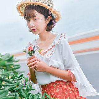 Lettering Elbow Sleeve Chiffon Blouse