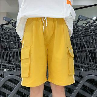 Elbow-sleeve T-shirt / Cargo Shorts