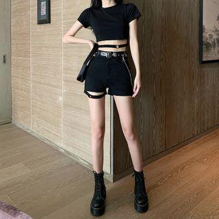 Cutout Hot Pants / T-shirt / Belt / Set