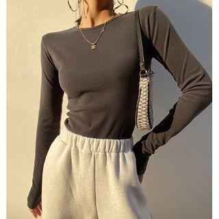 Crew-neck Skinny Warmer Top In 5 Colors