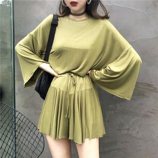 Set: Crewneck Long-sleeve T-shirt + Lace Up Skirt