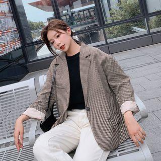 One Buttoned Houndstooth Blazer