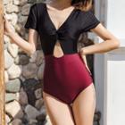 Bow Back Two-tone Short-sleeve Swimsuit