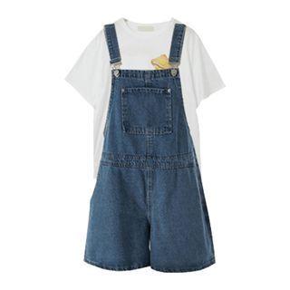 Short-sleeve T-shirt / Denim Dungaree Shorts