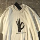 Elbow-sleeve Skeleton Hand Print T-shirt