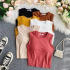Round Neck Padded Tank Top