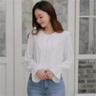 Lace-collar Pleated Blouse