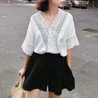 Lace Trim V-neck Elbow-sleeve Top