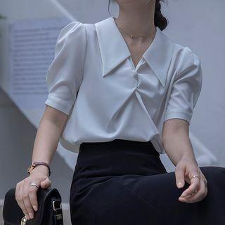 Elbow-sleeve Collar Twisted Blouse