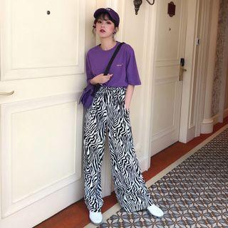 Lettering Short Sleeve T-shirt / Zebra Print Wide Leg Pants