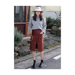 Pocket-detail Slit-front Skirt