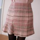 Asymmetric-ruffle Hem Plaid Mini Skirt