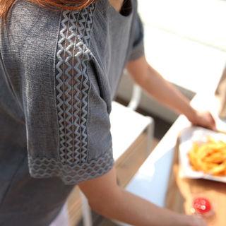 Raglan-sleeve Perforated Top