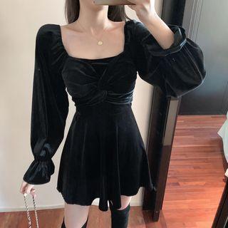 Bell-sleeve Square Neck Velvet Dress Black - One Size