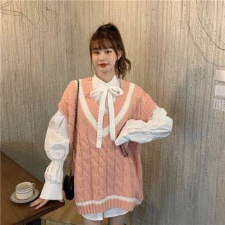 V-neck Cable Knit Sweater Vest / Plain Shirt