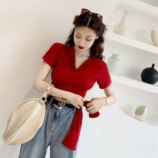 Tie-waist Cropped Top / Distressed Straight-cut Jeans / Set