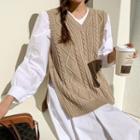 V-neck Button-side Knit Vest