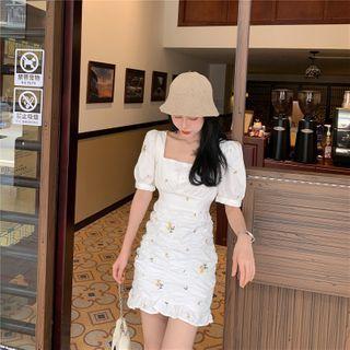 Square-neck Floral Pleated A-line Mini Dress