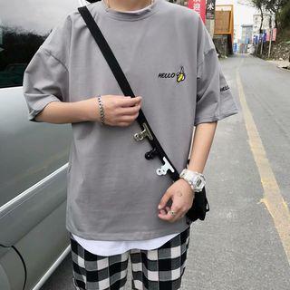 Elbow-sleeve Banana Embroidery T-shirt