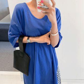 Scoop-neck Slit-side T-shirt Dress