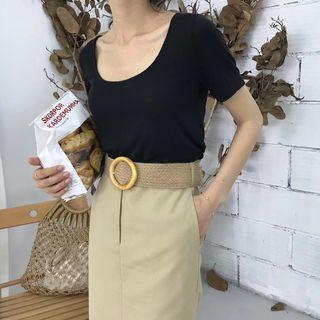 Short-sleeve U-neck Tie-back T-shirt