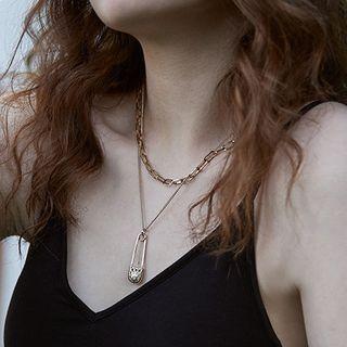 Alloy Safety Pin Pendant Necklace
