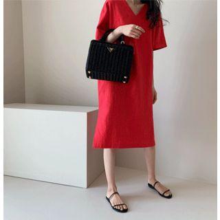 V-neck Slit-hem Linen Dress