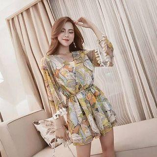 Bell-sleeve Tie-waist V-neck Jumper Shorts