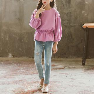 Lace Trim Pullover / Distressed Cropped Skinny Jeans