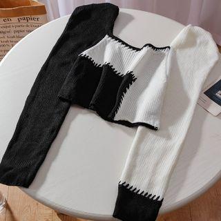 Long-sleeve Square-neck Two-tone Knit Crop Top Black & White - One Size