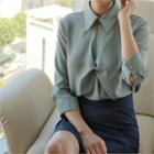 3/4-sleeve Twisted-front Blouse