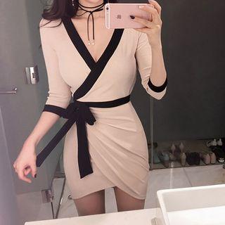 Elbow-sleeve Contrast-trim Mini Bodycon Dress