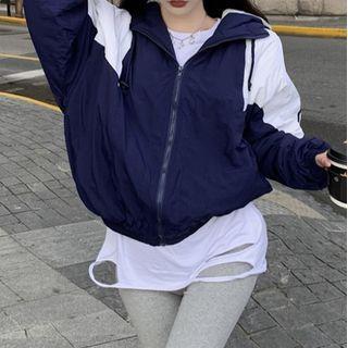 Two-tone Striped Hooded Jacket Blue - One Size