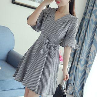 Plaid V-neck Elbow-sleeve A-line Dress