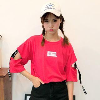Cut Out 3/4-sleeve Lettering T-shirt