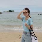 Square-neck Color T-shirt