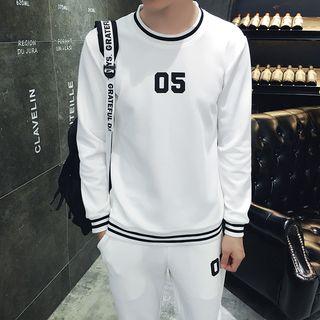 Set: Number Pullover + Sweatpants