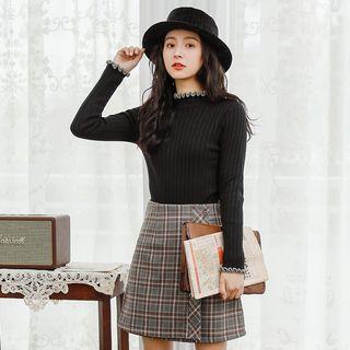 Ruched Trim Mock Neck Knitted Top