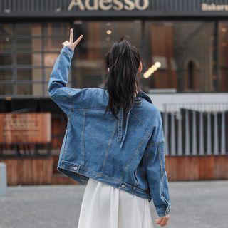 Bow-back Buttoned Denim Jacket