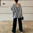 Twisted Elbow-sleeve T-shirt / Wide-leg Pants