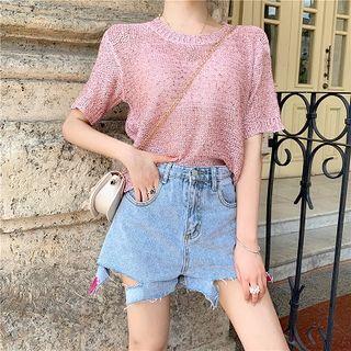 Short-sleeve Open Back Knit Top / Frayed Hem Ripped Wide-leg Denim Shorts