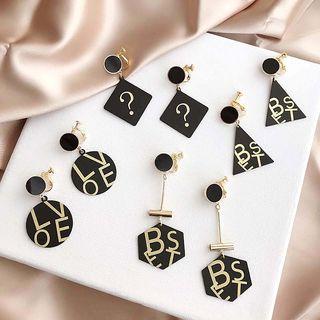 Lettering Geometric Disc Dangle Earring