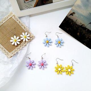 Resin Daisy Dangle Earring