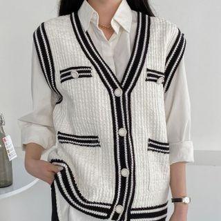 Contrast-trim Button-up Knit Vest