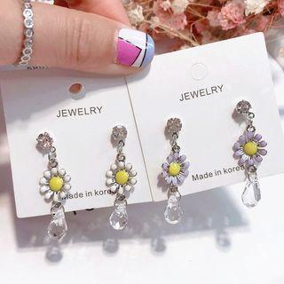 Floral Dangle Earring