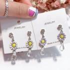 Floral Dangle Earring