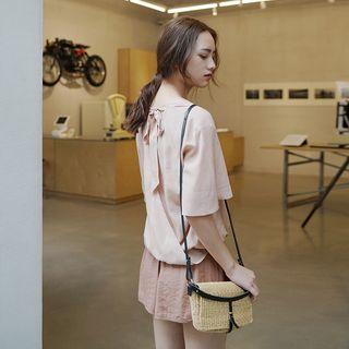 Elbow-sleeve V-neck Tie-back Blouse