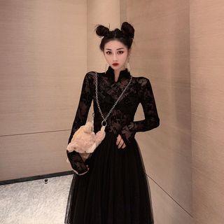 Stand Collar Frog-button Lace Top
