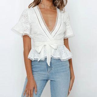 Short-sleeve Lace V-neck Peplum Top